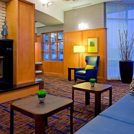 Courtyard By Marriott Toronto Mississauga/Meadowvale Hotel Buitenkant foto