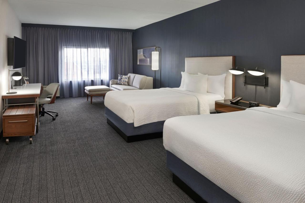 Courtyard By Marriott Toronto Mississauga/Meadowvale Hotel Buitenkant foto