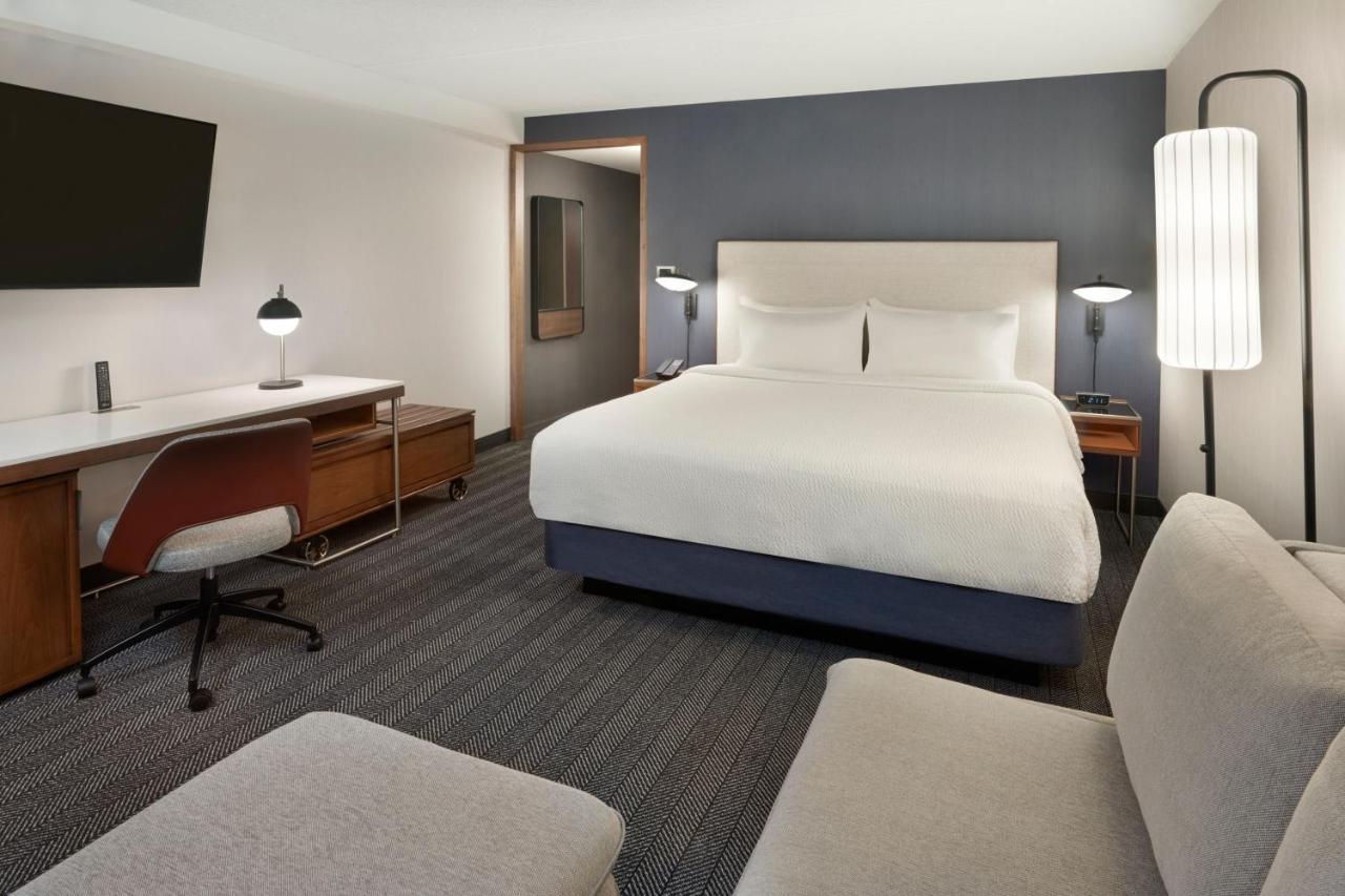 Courtyard By Marriott Toronto Mississauga/Meadowvale Hotel Buitenkant foto