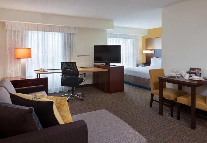 Courtyard By Marriott Toronto Mississauga/Meadowvale Hotel Buitenkant foto